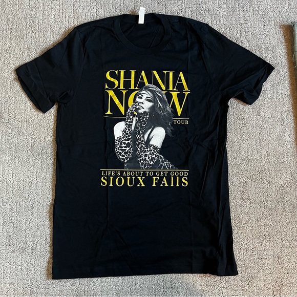 Shania Twain Now 2018 Tour T Shirt Lifes About To Get Good Sioux Falls Sz L NEW - Picture 3 of 8